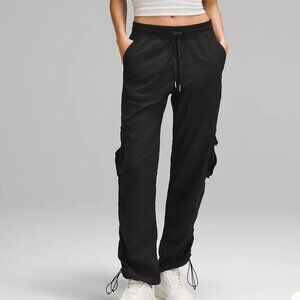 Dance Studio Relaxed-Fit Mid-Rise Cargo Pant